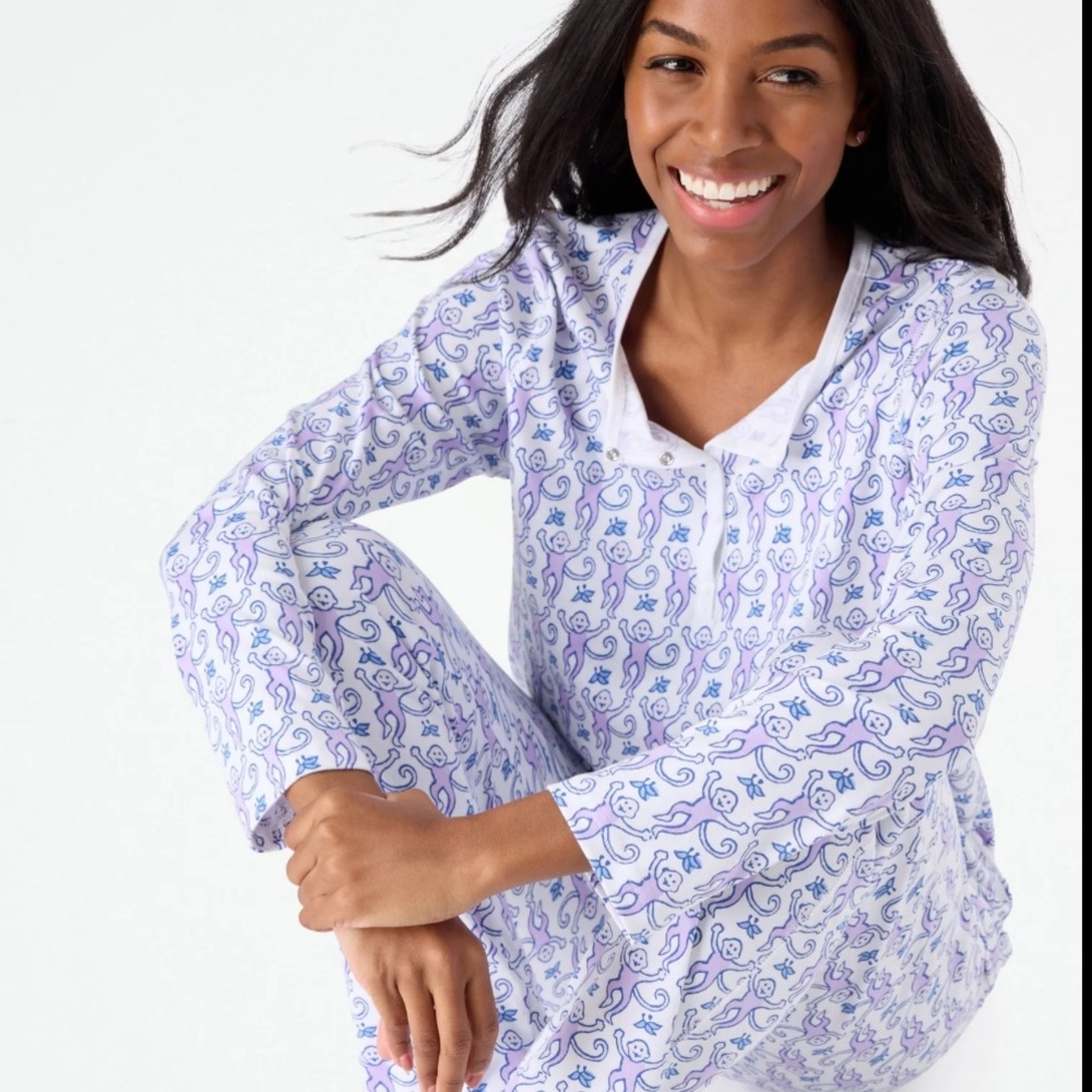 Roller Rabbit Monkey long sleeve pajamas in lavender size XS NWT